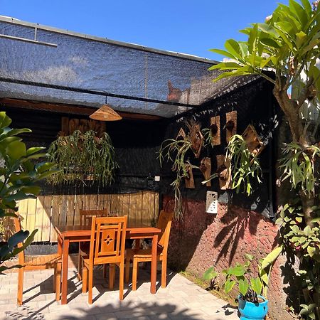 Pondok Shindu Guest House بيموتيران المظهر الخارجي الصورة