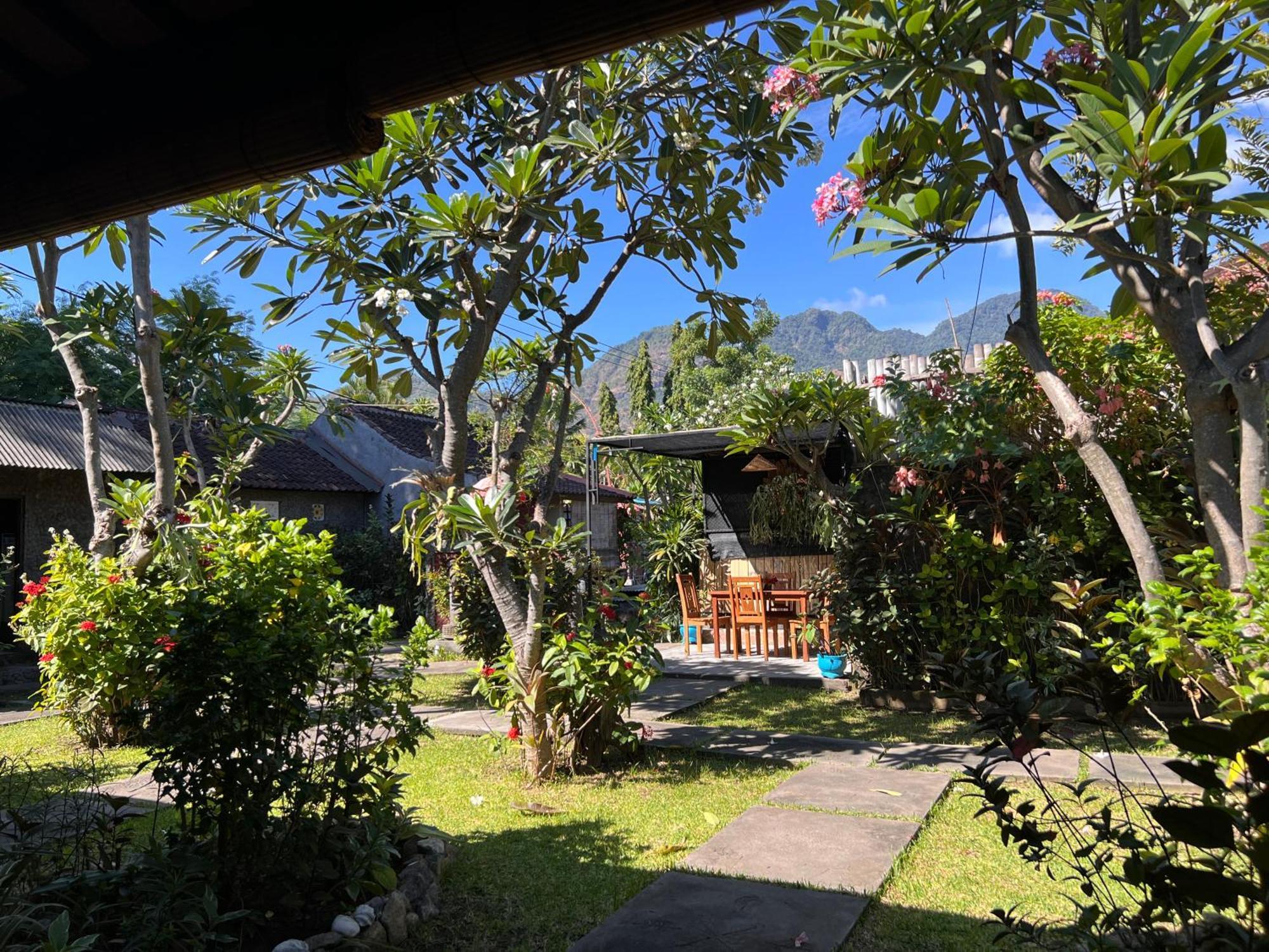 Pondok Shindu Guest House بيموتيران المظهر الخارجي الصورة